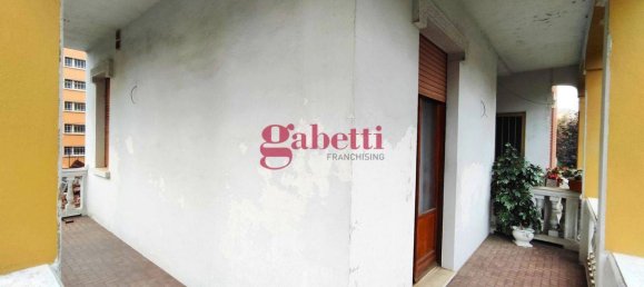 2 bedrooms Apartment in Piacenza, Italy No. 17329 18