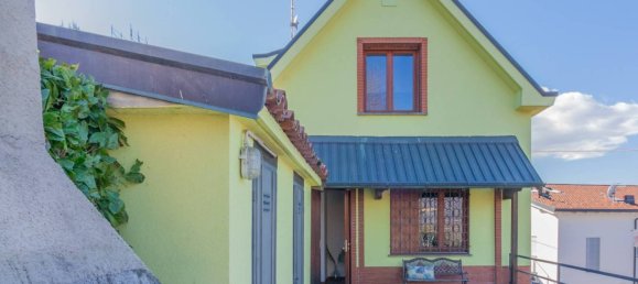 2 Schlafzimmer Villa in Oggiono, Italy, Nr. 303506 4