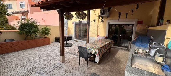 3 bedrooms House in Cascais, Portugal No. 54851 2