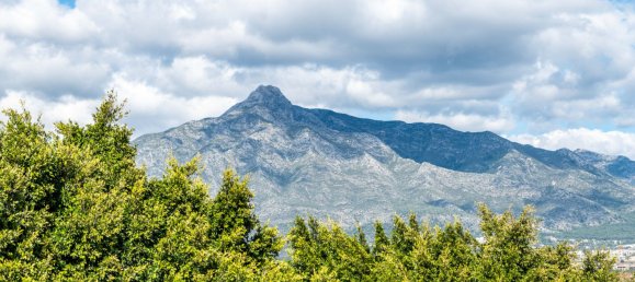 8 Schlafzimmer Villa in Nueva Andalucia, Spain, Nr. 4659 4