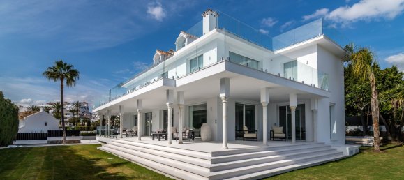 8 Schlafzimmer Villa in Nueva Andalucia, Spain, Nr. 4659 3