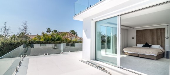 8 Schlafzimmer Villa in Nueva Andalucia, Spain, Nr. 4659 22