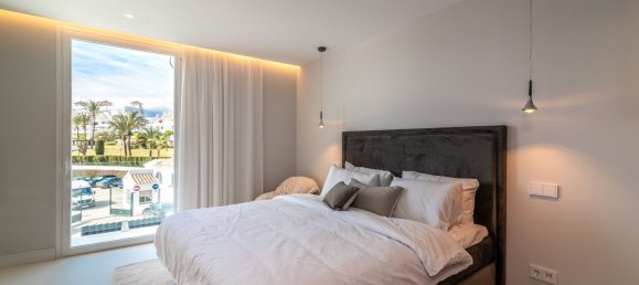 8 Schlafzimmer Villa in Nueva Andalucia, Spain, Nr. 4659 14