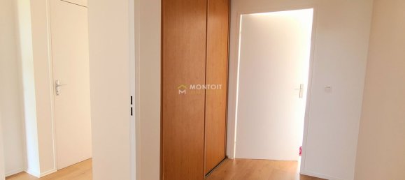 2 bedrooms Apartment in Thiais, France No. 181401 20