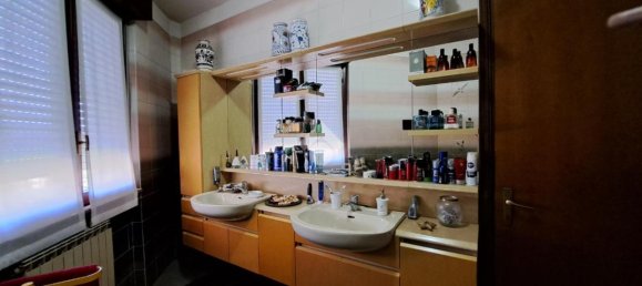 3 rooms Penthouse in Cogliate, Italy No. 132231 24