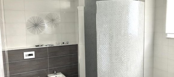 Здание с 4 комнатами в Хайльбронн, Германия № 44217 10