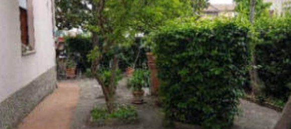 5 bedrooms Apartment in Fucecchio, Italy No. 315616 7