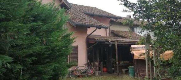 7-salle Penthouse à Casalgrasso, Italy No. 257407 3