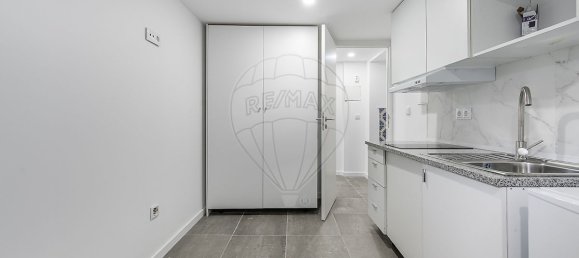 9 Schlafzimmer Haus in Sao Mamede de Infesta, Portugal, Nr. 26246 13