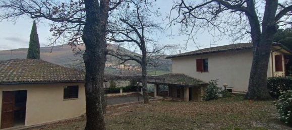 10 rooms House in Foligno, Italy No. 216866 2