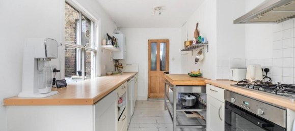 2 Schlafzimmer Haus in London, United Kingdom, Nr. 12588 6