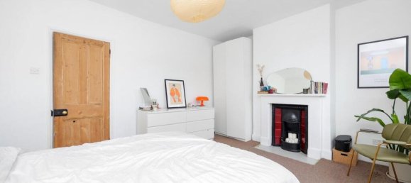 2 Schlafzimmer Haus in London, United Kingdom, Nr. 12588 10