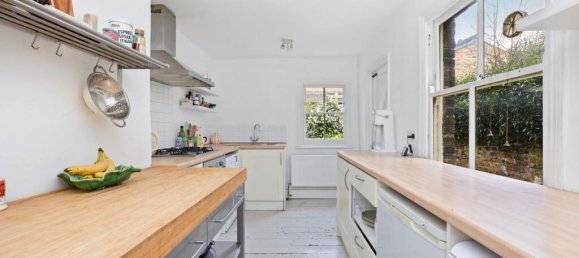 2 Schlafzimmer Haus in London, United Kingdom, Nr. 12588 5