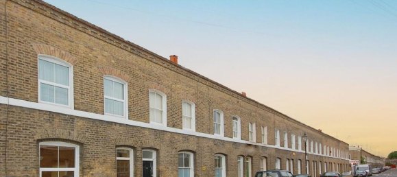 2 Schlafzimmer Haus in London, United Kingdom, Nr. 12588 2