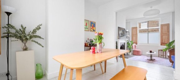2 Schlafzimmer Haus in London, United Kingdom, Nr. 12588 4
