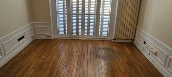  عقار تجاري في Saint-Denis, France 135متر مربع رقم 360254 4