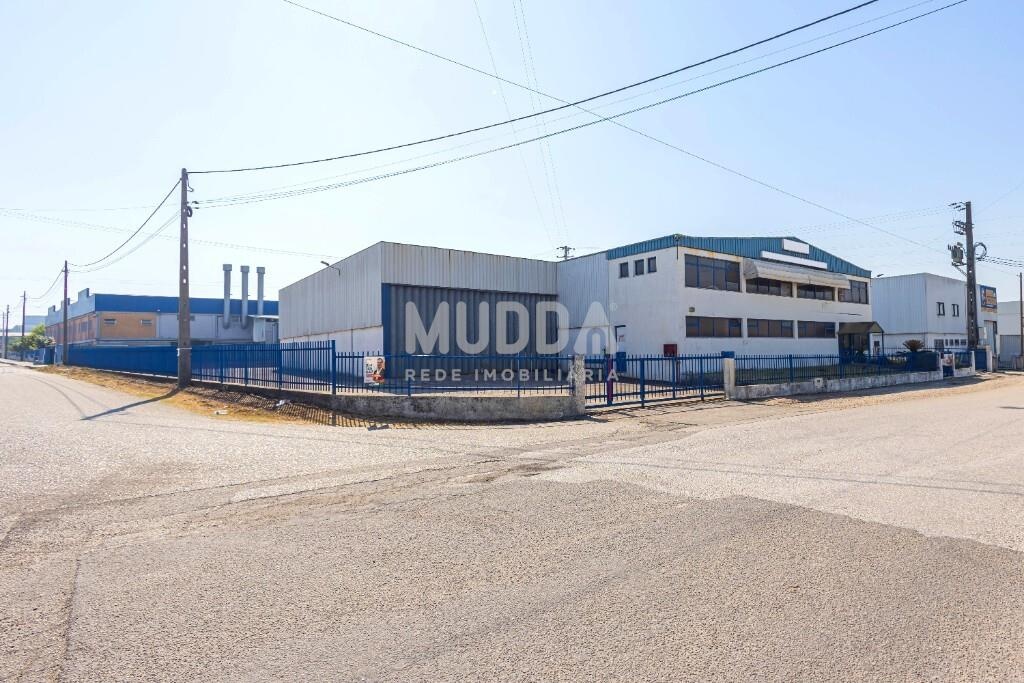  مستودع في Albergaria a Velha, Portugal 960متر مربع رقم 216320