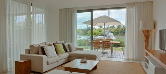 3 bedrooms Apartment in Riviere Noire, Mauritius No. 241 5