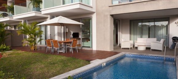 3 bedrooms Apartment in Riviere Noire, Mauritius No. 241 2