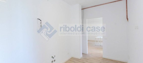 2 bedrooms Apartment in Seregno, Italy No. 274044 7