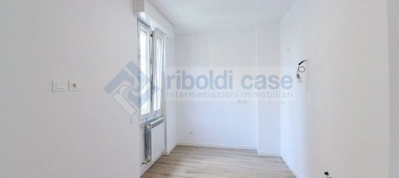 2 bedrooms Apartment in Seregno, Italy No. 274044 5