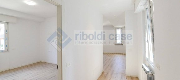 2 bedrooms Apartment in Seregno, Italy No. 274044 10