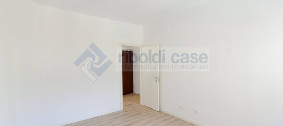 2 bedrooms Apartment in Seregno, Italy No. 274044 14