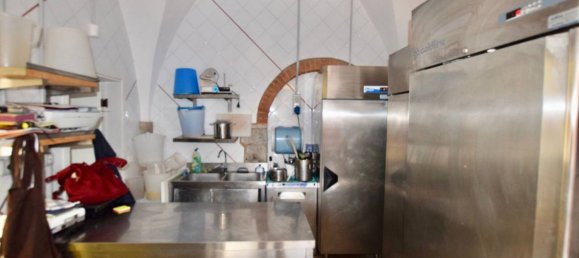 2 rooms Commercial property in Campiglia Marittima, Italy No. 38844 10