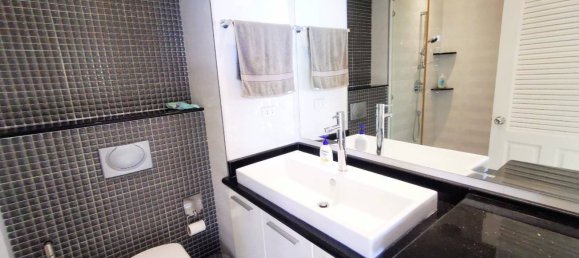 2 bedrooms Condo in Pattaya, Thailand No. 12693 26