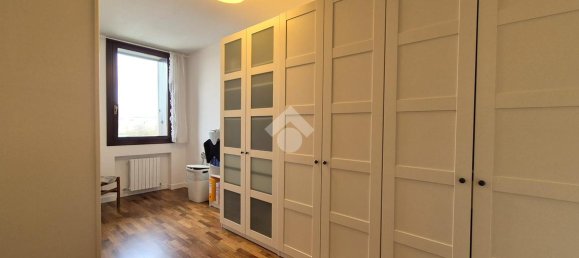 4 rooms Apartment in Noventa Padovana, Italy No. 7344 25