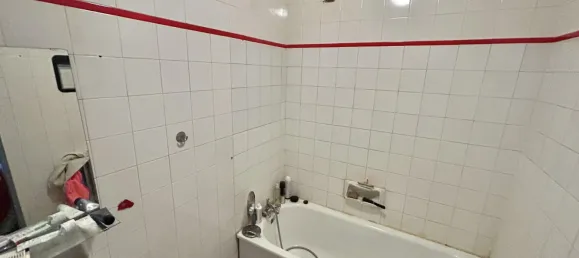 3 bedrooms Apartment in Saint-Chamond, France No. 321668 8