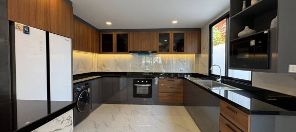 6 bedrooms House for sale in Pattaya, Chonburi, Eastern Thailand, Thailand № 58772 23