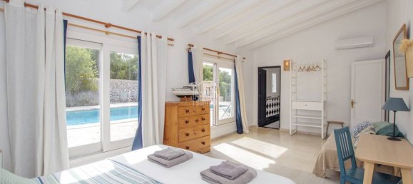 5 bedrooms Villa in Es Castell, Spain No. 5024 4