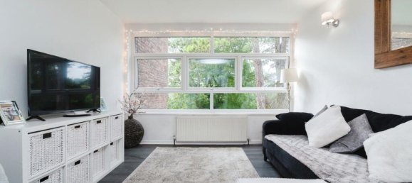 Apartamento T2 em Whyteleafe, United Kingdom N.º 8044 9