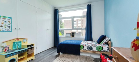 Apartamento T2 em Whyteleafe, United Kingdom N.º 8044 7