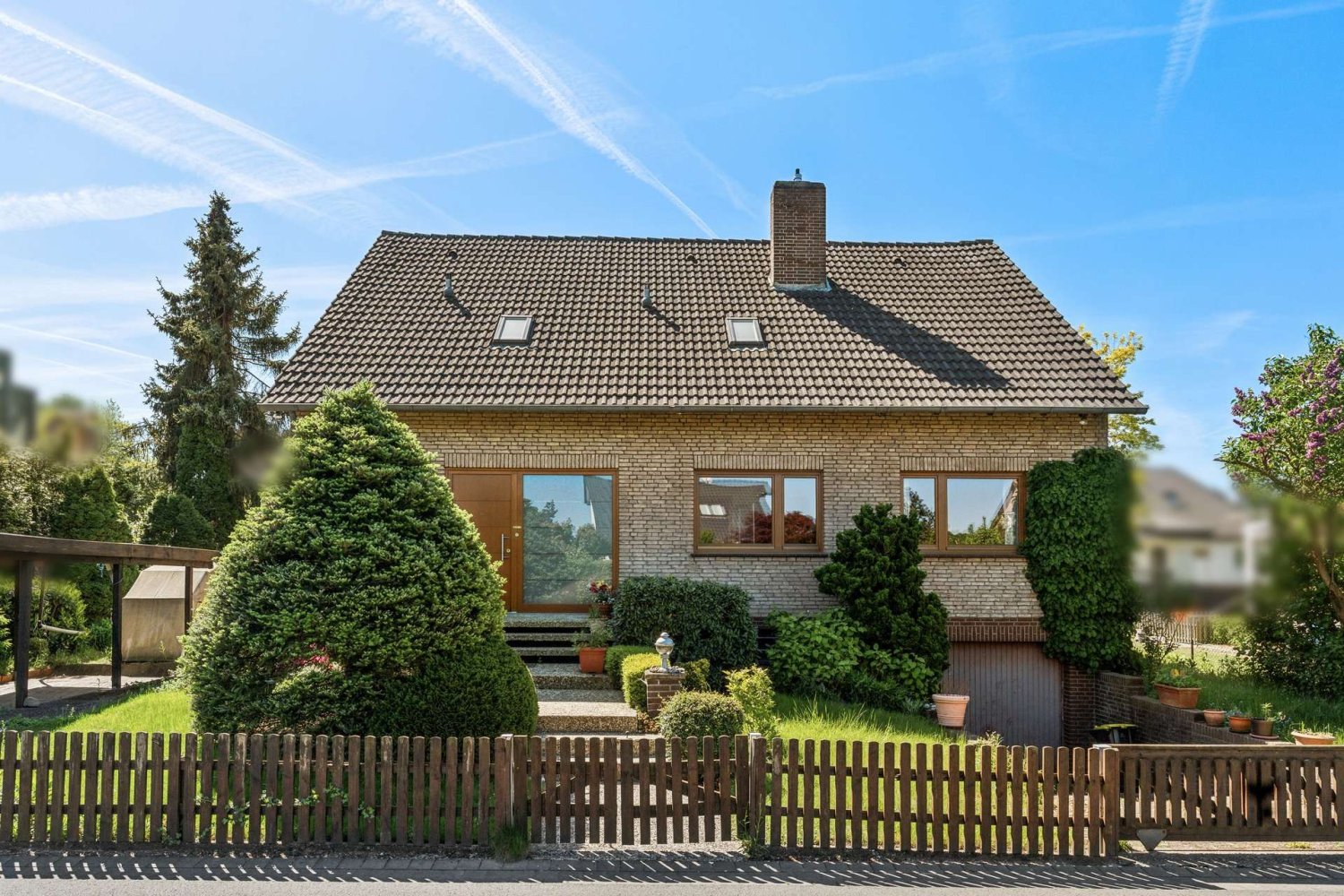 Дом с 8 комнатами в Ганновер, Германия № 235133