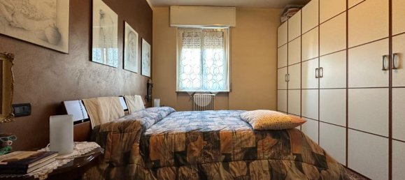 3 rooms Apartment in Palazzolo sull'Oglio, Italy No. 9134 4