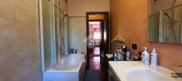 3 rooms Apartment in Palazzolo sull'Oglio, Italy No. 9134 6