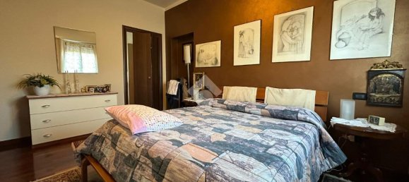 3 rooms Apartment in Palazzolo sull'Oglio, Italy No. 9134 12