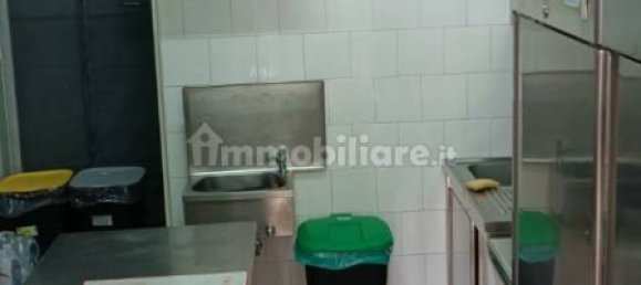2 rooms Commercial property in Latina, Italy No. 31169 3