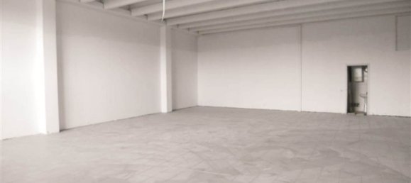 3 rooms Warehouse in Florence, Italy No. 9813 2