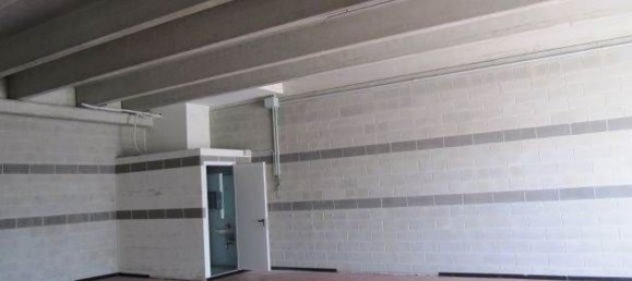 3 rooms Warehouse in Florence, Italy No. 9813 10