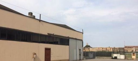 3 rooms Warehouse in Florence, Italy No. 9813 15