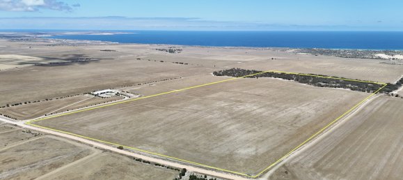 500200m² Land in Streaky Bay, Australia No. 956 3