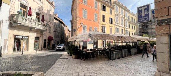 4 bedrooms Apartment in Tivoli, Italy No. 263312 11