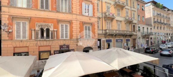 4 bedrooms Apartment in Tivoli, Italy No. 263312 8