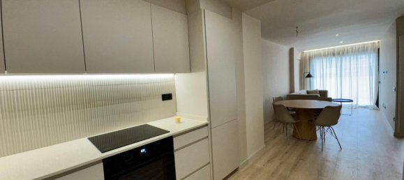 21 Schlafzimmer Gebäude in Santa Coloma de Gramenet, Spain, Nr. 129382 10