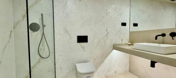 21 Schlafzimmer Gebäude in Santa Coloma de Gramenet, Spain, Nr. 129382 14