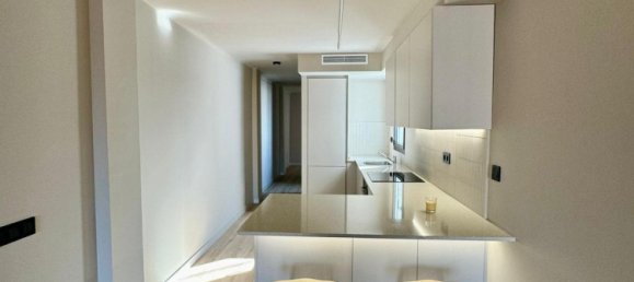 21 Schlafzimmer Gebäude in Santa Coloma de Gramenet, Spain, Nr. 129382 30