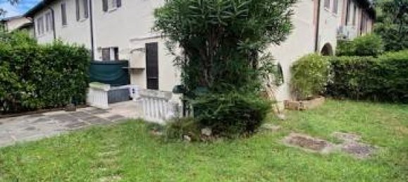 Квартира с 2 спальнями в Дезенцано дель Гарда, Италия № 345308 2